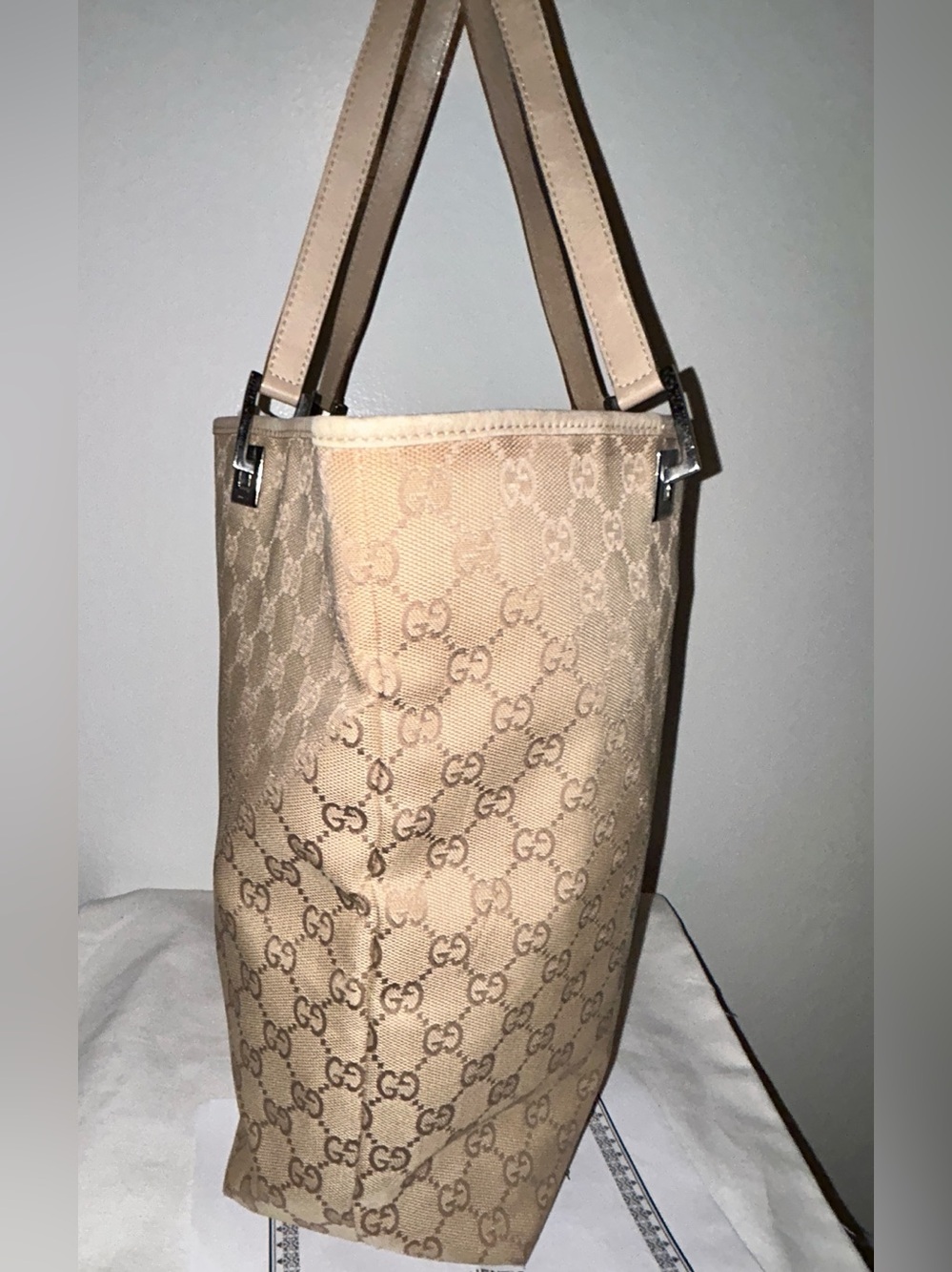 Vintage Gucci GG Canvas Shopper - Tom Ford Era 2000’s. COA included and charm - Picture 6 of 11